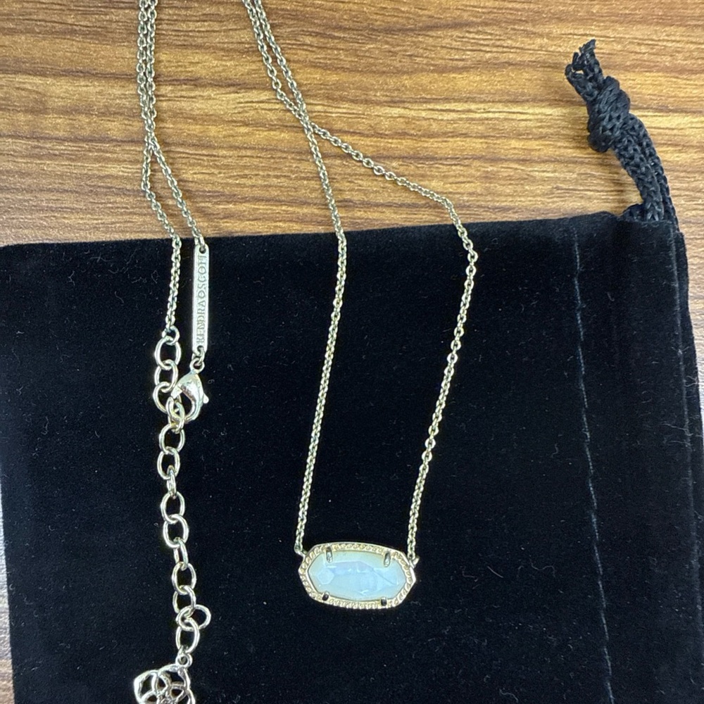 Kendra Scott Elisa Pendant Necklace